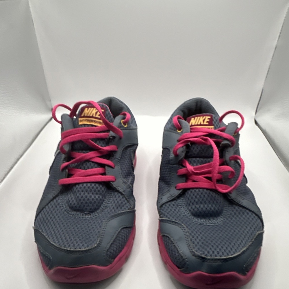 Nike Girls Mesh Sneakers Gray Pink Breathable Lace Up‎ Athletic Shoes